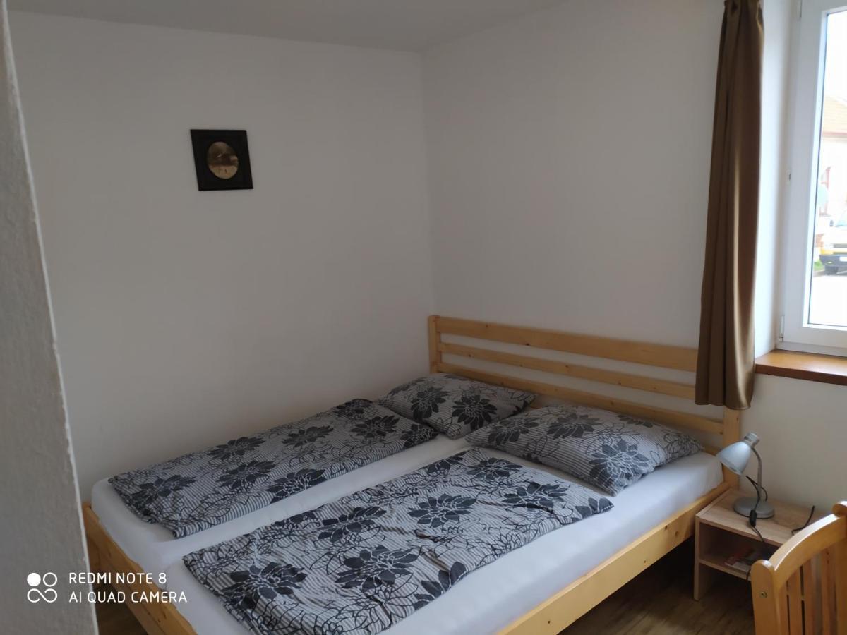 Breclav Centrum Εξωτερικό φωτογραφία