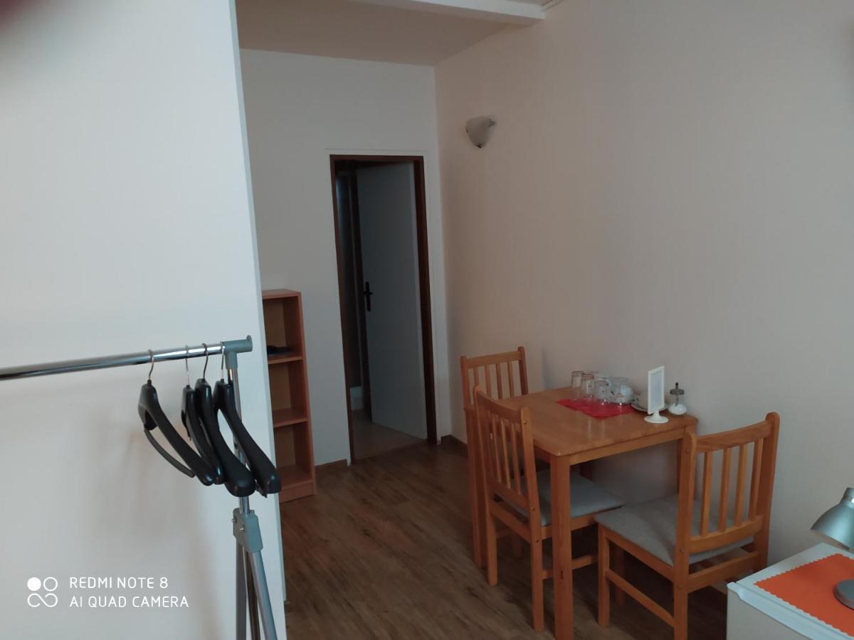 Breclav Centrum Εξωτερικό φωτογραφία